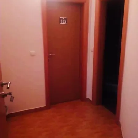 Hotel Omladinski Rostovo